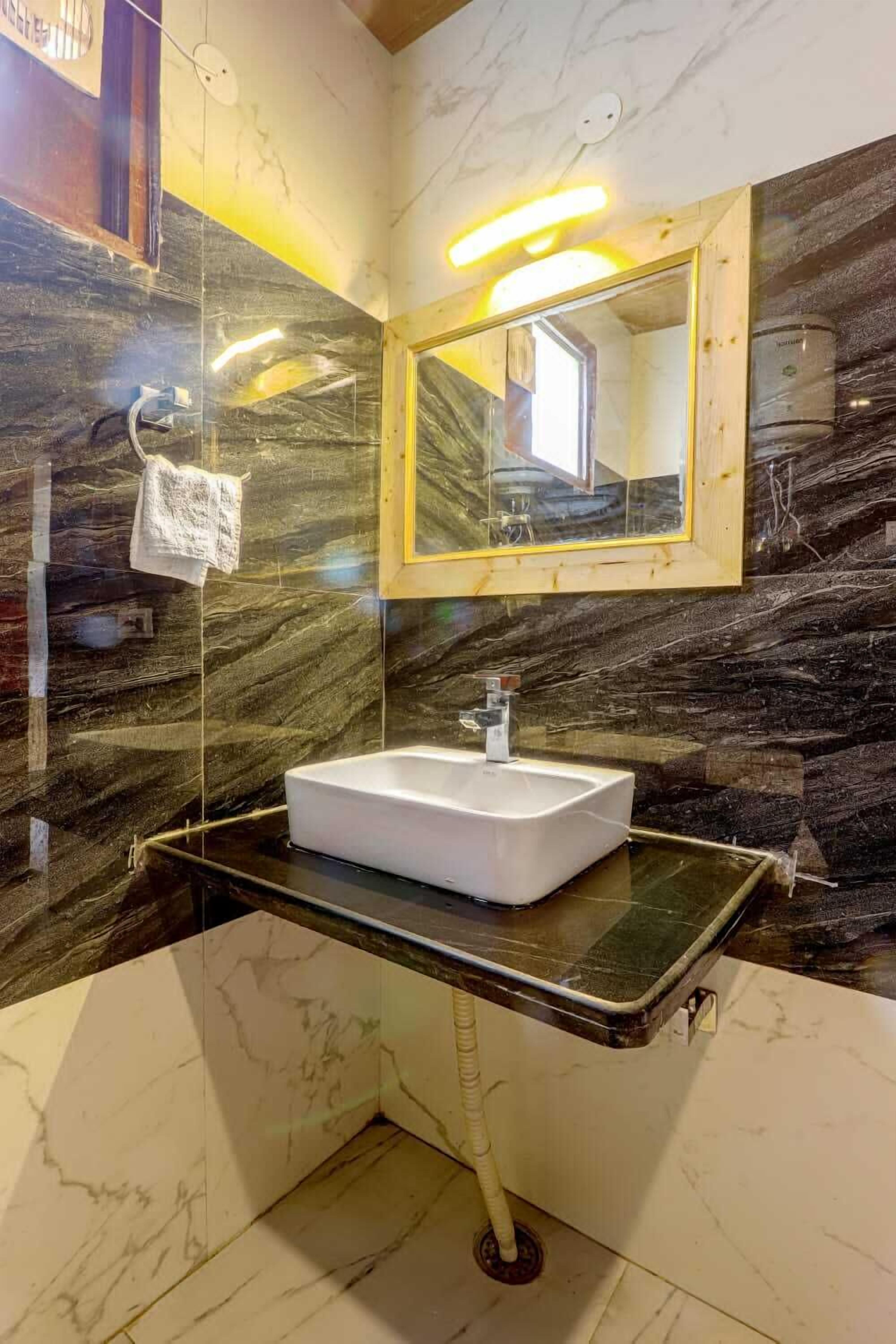 Beyond Stay Kenview Manali - Manali (Himachal Pradesh) — Photos 2